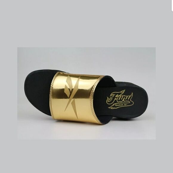 𝅺REEBOK Fury Slides Magic Hour Gold Black Size 5 - Picture 3 of 5